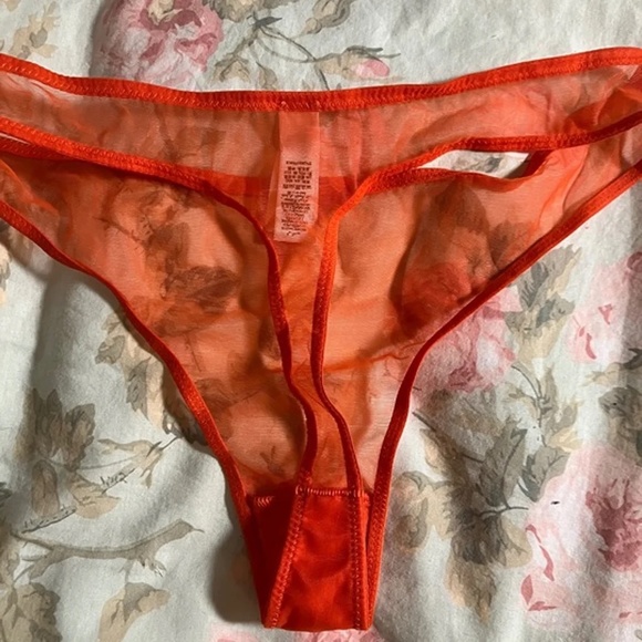 Agent Provocateur Thong - Picture 2 of 4